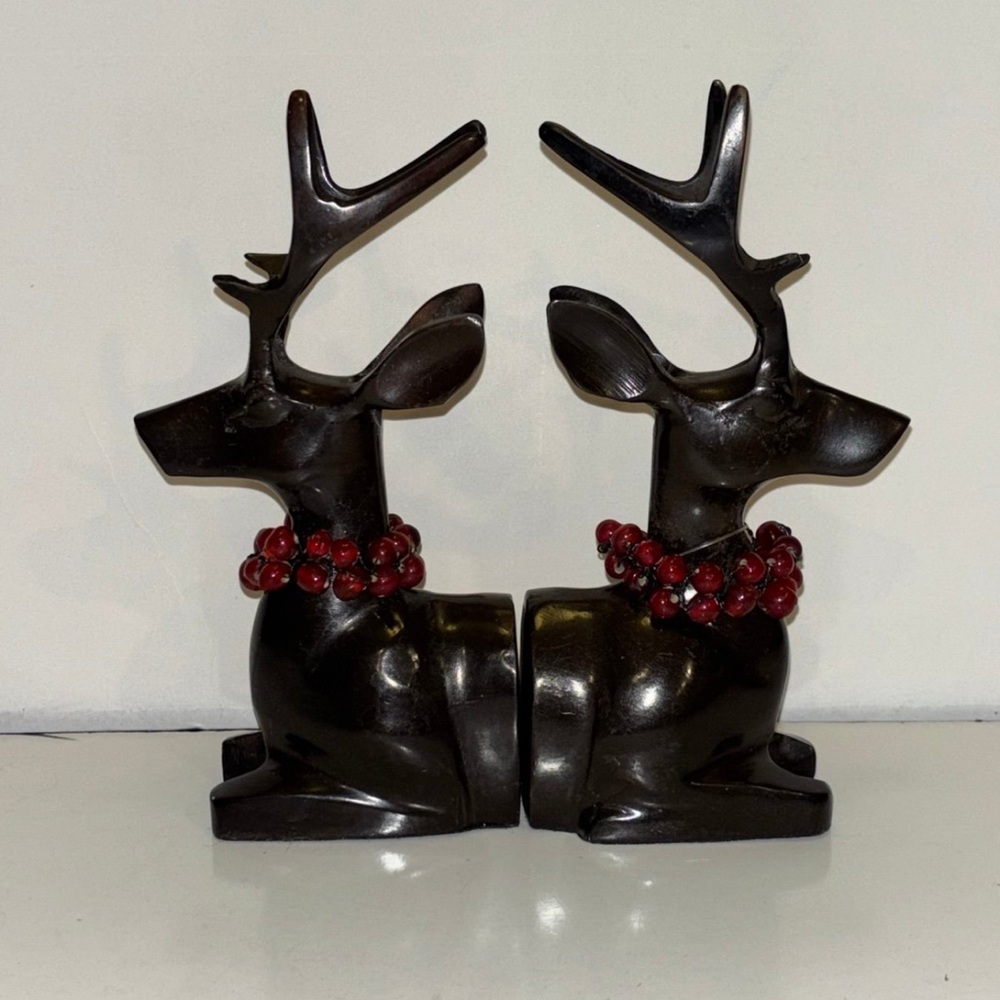 Deer Reindeer Head Metal Paperweight Bookends W/bead garland